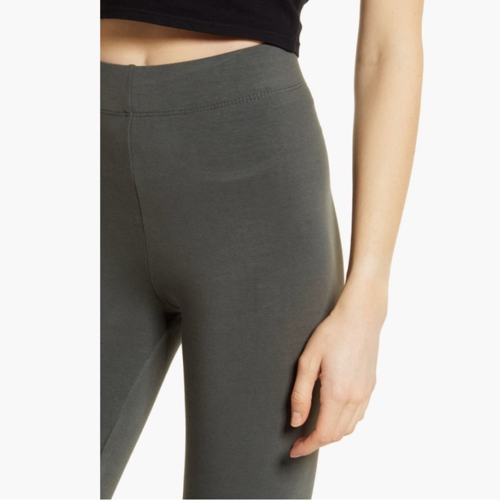 Good American Essentials Legging - GA Size 2 (Med) - Sage Green - NEW w/out tags